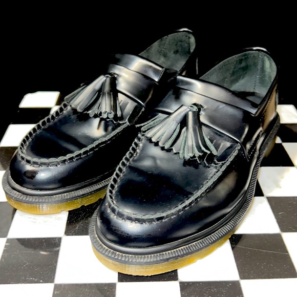 Dr. Martens Women’s Adrian Tassel Leather Loafers Black Sz. 7 USM - Picture 2 of 6